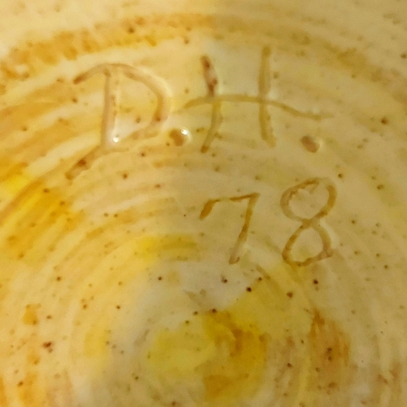 Handmade Vintage Rudbeckia Coneflower Vase - Picture 7 of 11